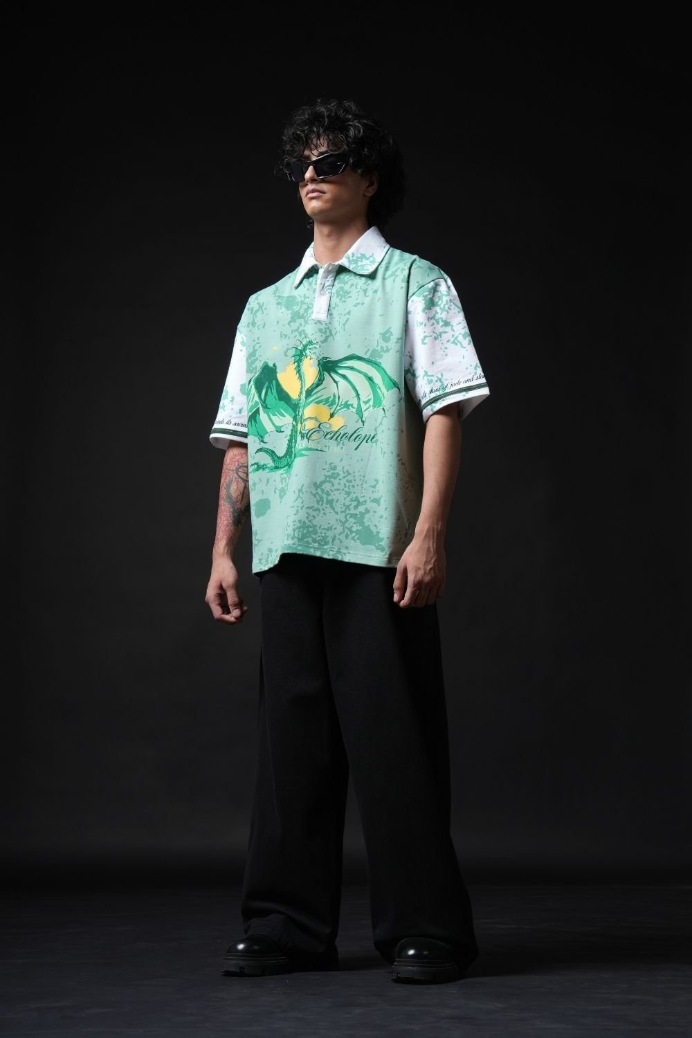 Dragon Crest T-shirt - Echolope