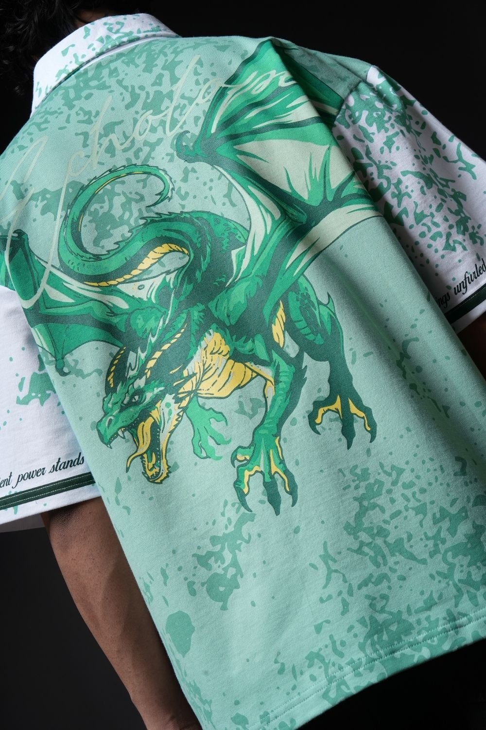 Dragon Crest T-shirt - Echolope