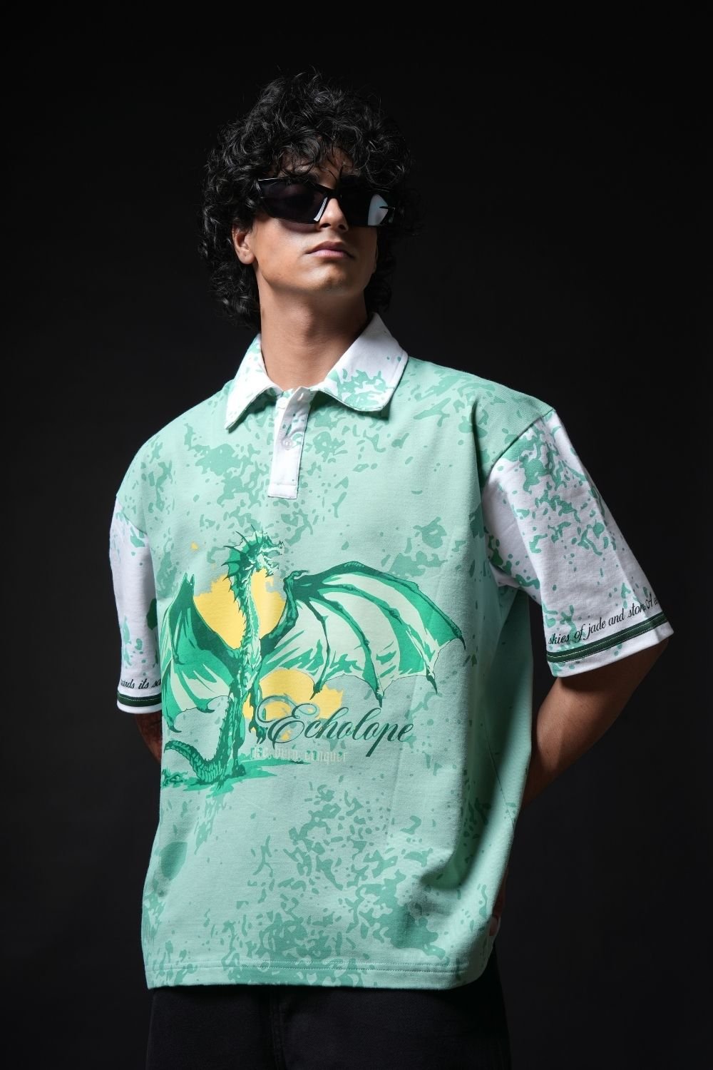 Dragon Crest T-shirt - Echolope