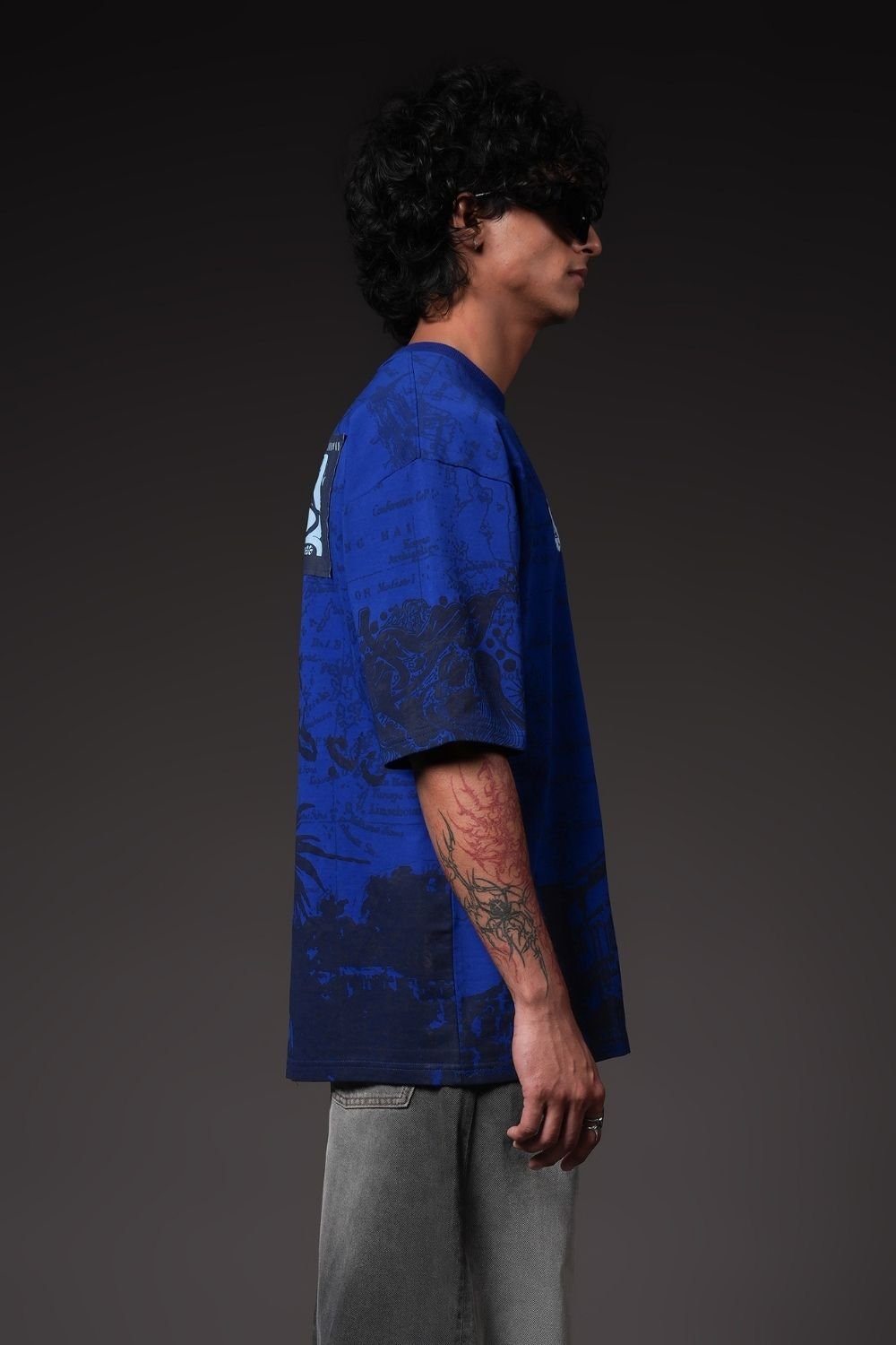 Midnight Streetwear Oversized T-Shirt - Echolope