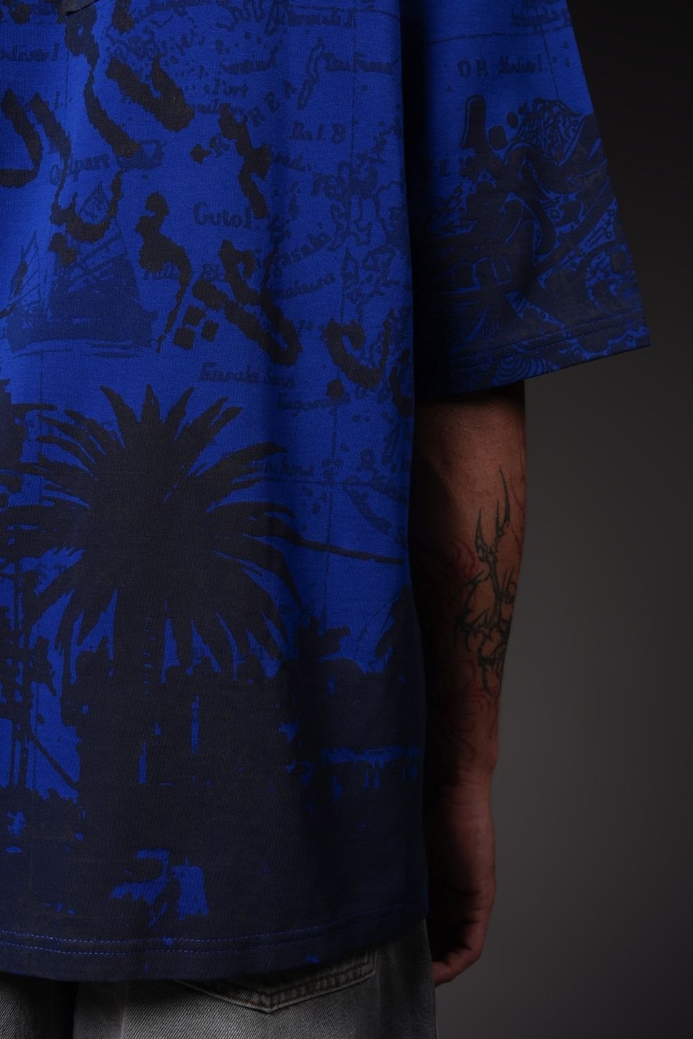 Midnight Streetwear Oversized T-Shirt - Echolope