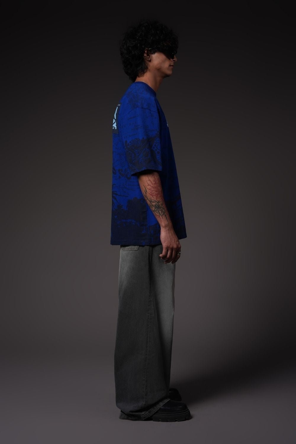 Midnight Streetwear Oversized T-Shirt - Echolope